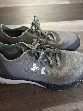 Under Armour Women's Gray Athletic Trainers with Mint Accents